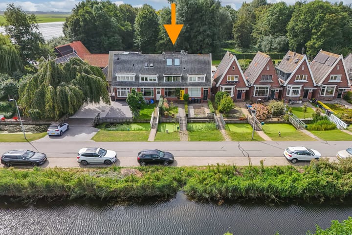 Noordervaart 206 in Stompetoren Foto