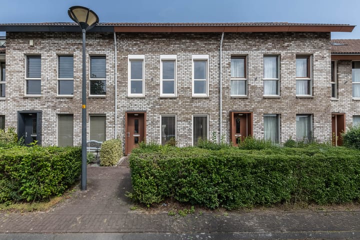 Noordvaarder 46 in Hoofddorp photo