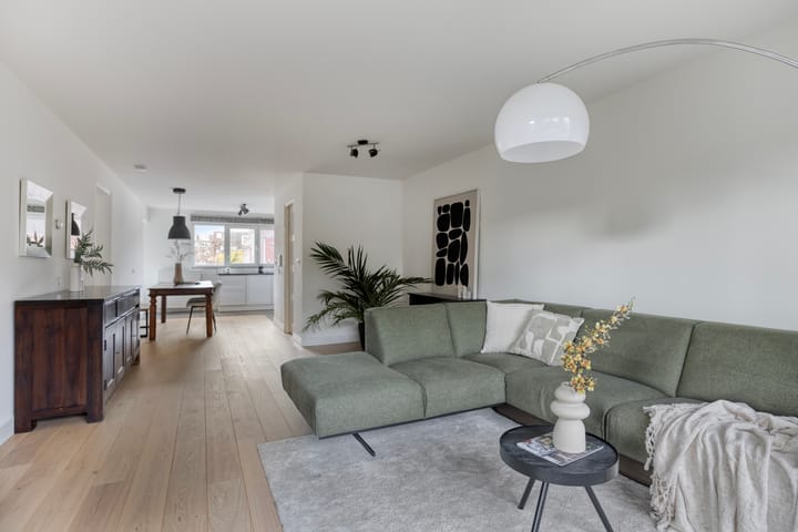 Noordzijde 77 in Amsterdam photo