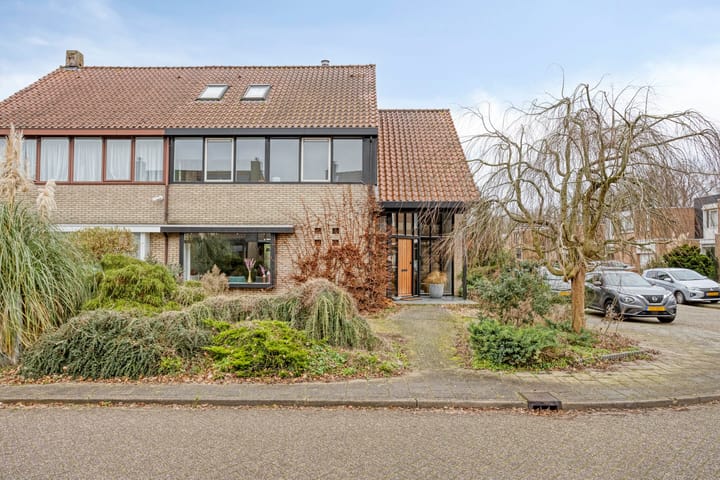 Photo of property Noorsestraat 4, Nieuwerkerk aan den IJssel