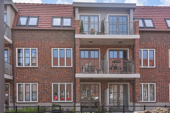 Notenhout 42 dans Waddinxveen photo