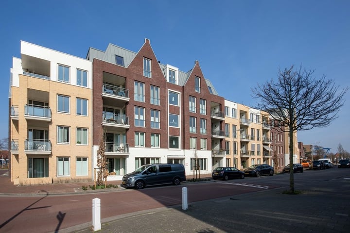 Oegstgeesterweg 19A en Rijnsburg foto