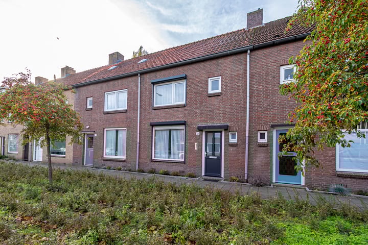 Oerlesestraat 204 in Tilburg photo