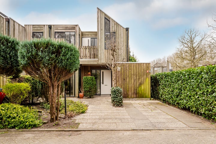 Oevergriend 100 en Almere foto