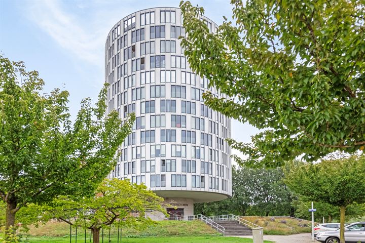 Oeverpad 179 in Amsterdam photo