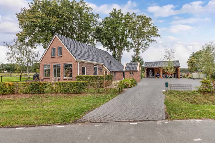 Oldeberkoperweg 15 in Zandhuizen photo