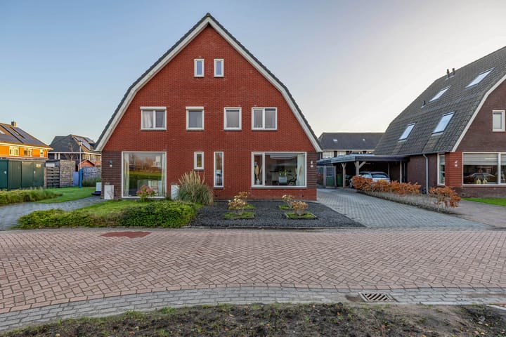 Oldekerkermeer 12 in Oldekerk Foto