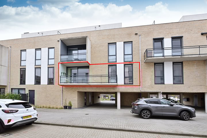 Olivier van Noortstraat 162 in Almere photo