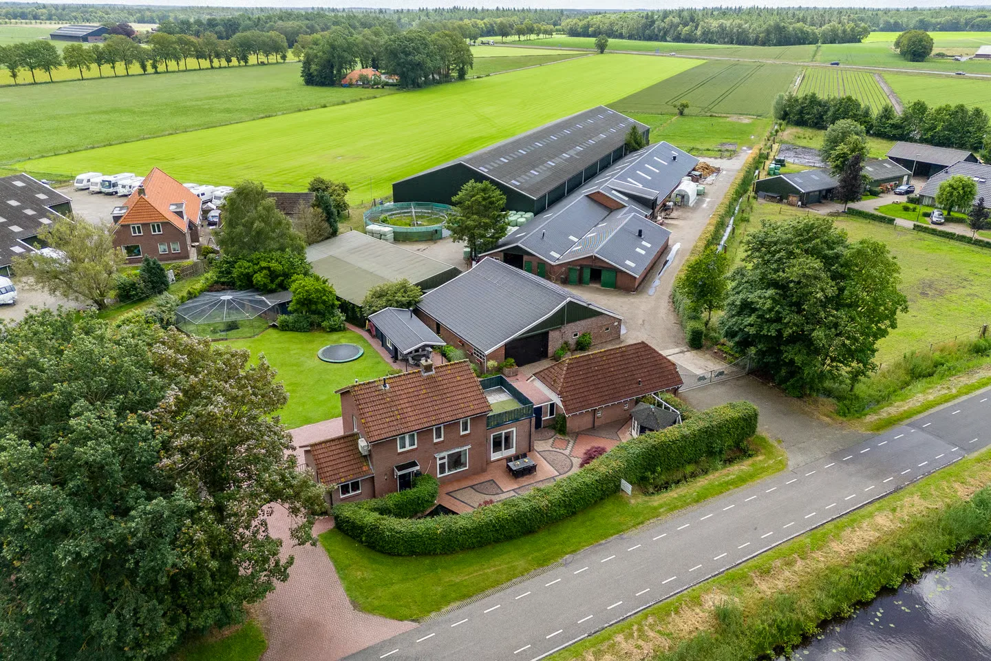 Ommerkanaal Oost 16 en Ommen