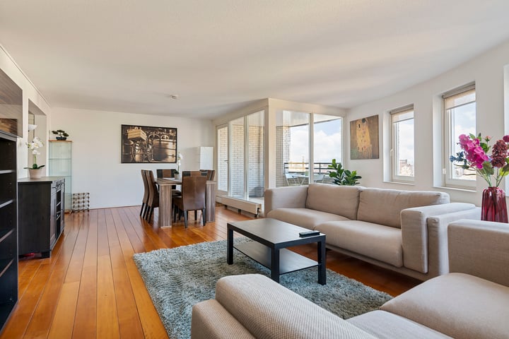 Omval 53 en Amsterdam foto