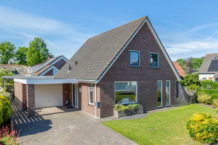 Online Woningbrochure for https://franshalslaan18.nl
