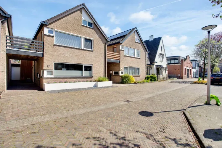 Online Woningbrochure for https://jwracerstraat12.nl