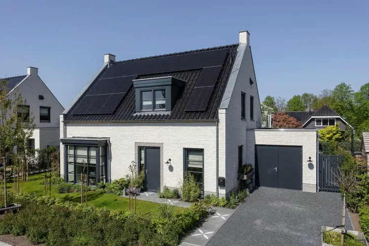 Online Woningbrochure for https://meesterachtenstraat14.nl