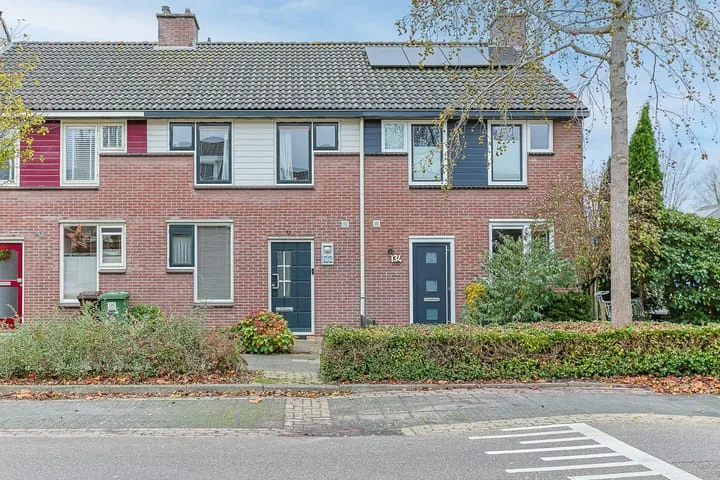 Online Woningbrochure for https://melkweglaan132.nl