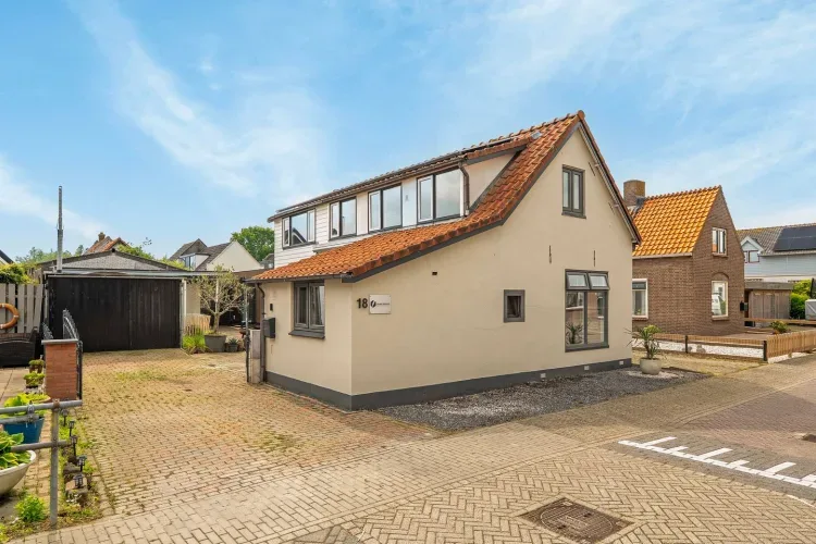 Online Woningbrochure for https://nieuweweg18.nl