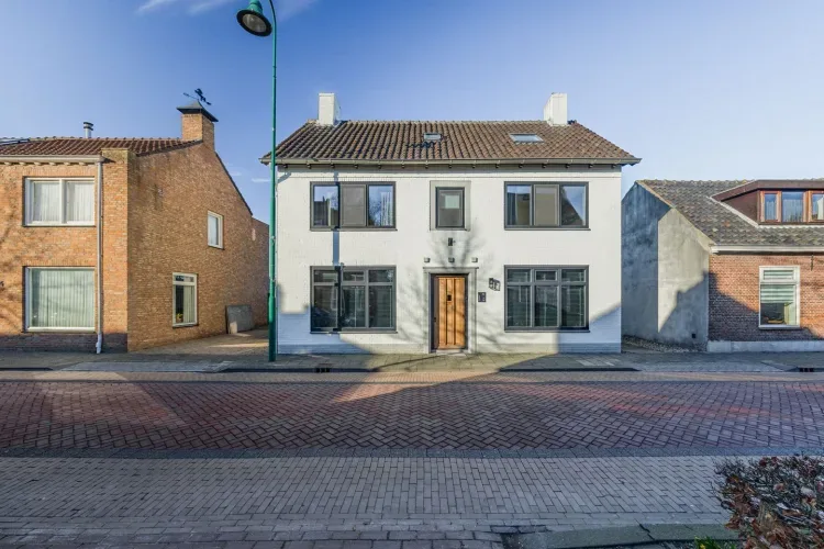 Online Woningbrochure for https://oranjestraat32.nl