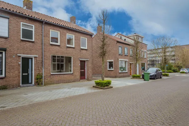 Online Woningbrochure for https://troelstrastraat70.nl