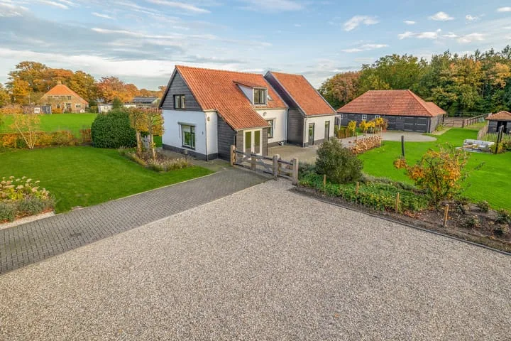 Online Woningbrochure für https://darperkerkweg5.nl