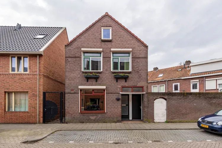 Online Woningbrochure für https://zwaluwstraat18.nl