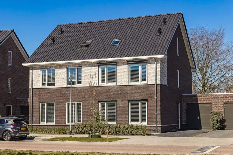 Online Woningbrochure para https://damhertstraat14.nl