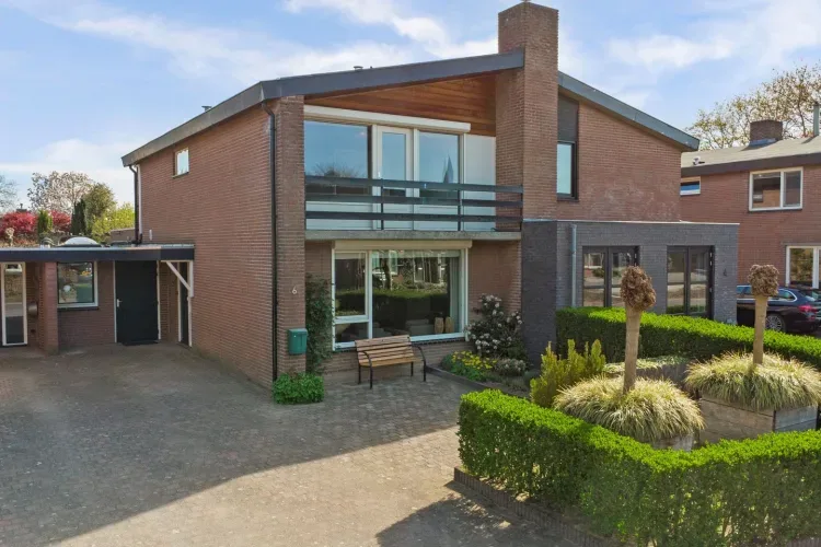 Online Woningbrochure para https://vandermarckstraat6.nl