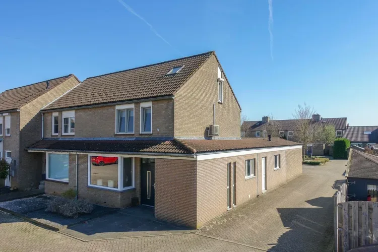 Online Woningbrochure para https://vanhatzfeldtstraat9.nl