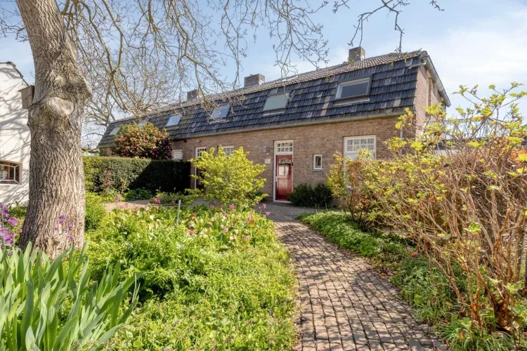 Online Woningbrochure pour https://houtsestraat16a.nl