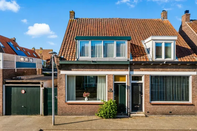 Online Woningbrochure voor https://admiraalderuyterstraat55.nl
