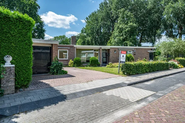 Online Woningbrochure voor https://berkenlaan13.nl