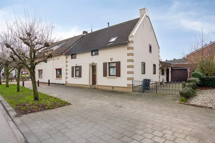 Online Woningbrochure voor https://kerkstraat8.nl