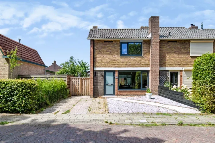 Online Woningbrochure voor https://kloosterstraat14.nl
