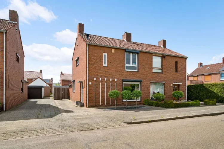 Online Woningbrochure voor https://kruisweg4.nl