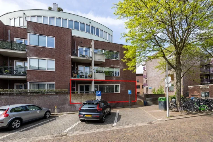 Online Woningbrochure voor https://langebeekstraat30.nl