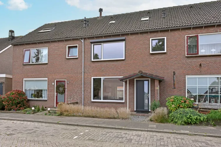 Online Woningbrochure voor https://lijsterstraat10.nl