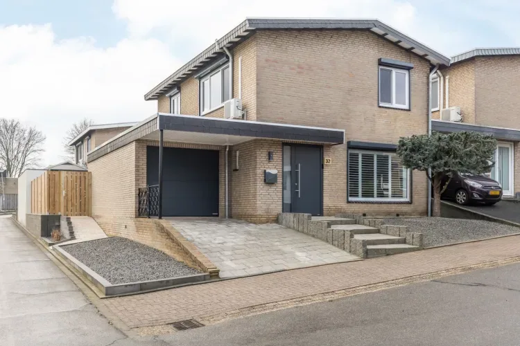 Online Woningbrochure voor https://martinlutherkingstraat32.nl