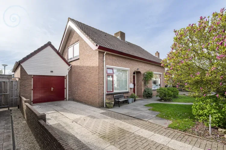 Online Woningbrochure voor https://meidoornstraat21.nl