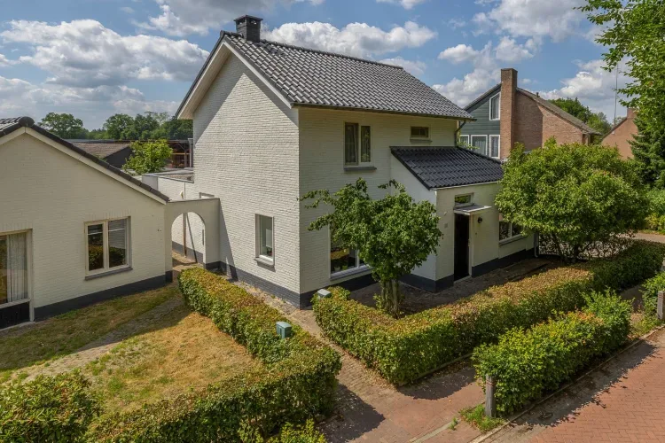 Online Woningbrochure voor https://putterstraat10.nl