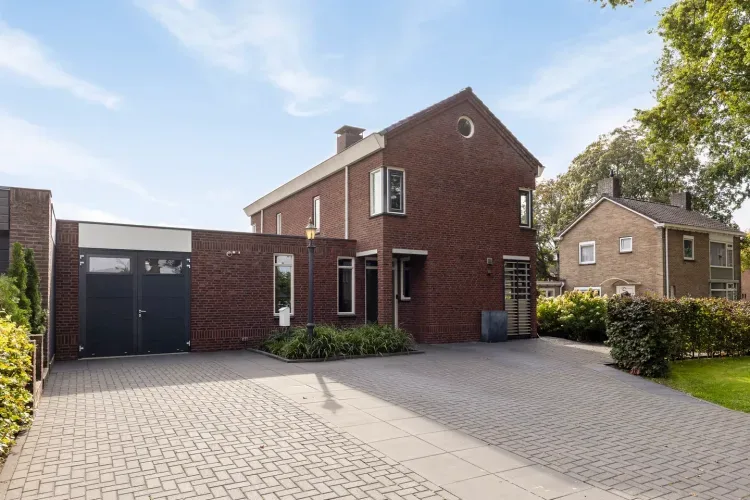 Online Woningbrochure voor https://rozenlaan1.nl