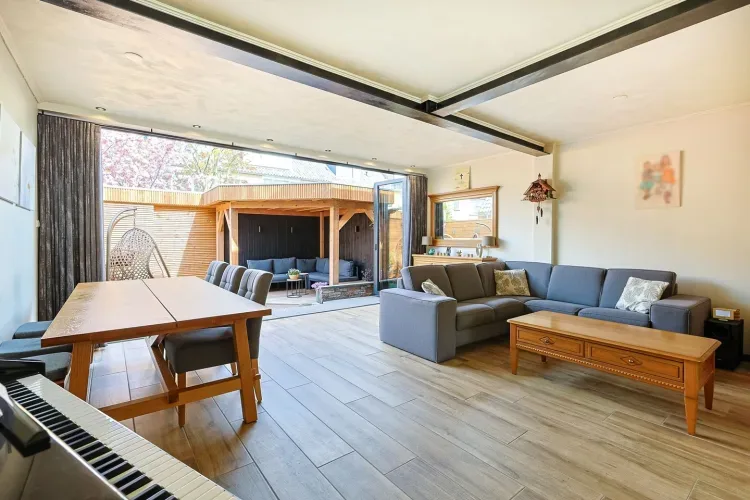 Online Woningbrochure voor https://sterrenlaan121.nl