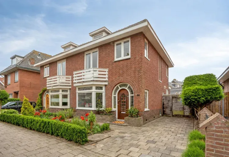 Online Woningbrochure voor https://torenstraat24.nl