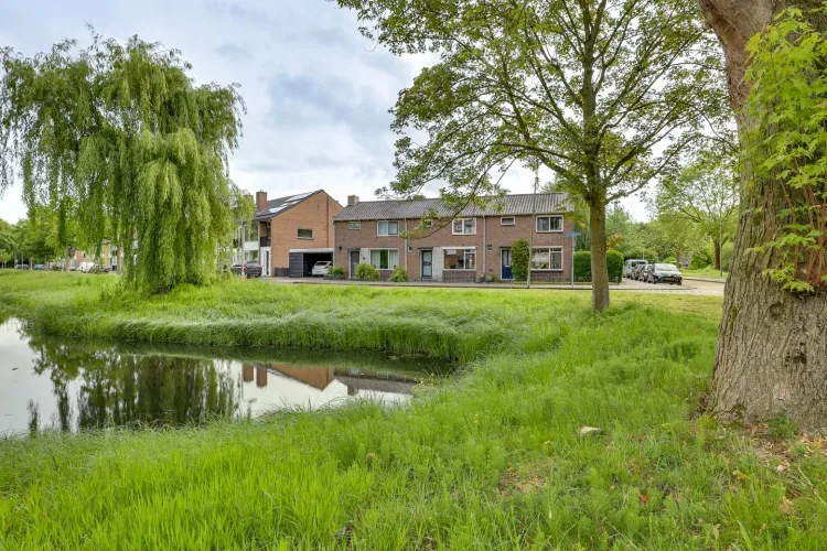 Online Woningbrochure voor https://vanhallstraat2.nl