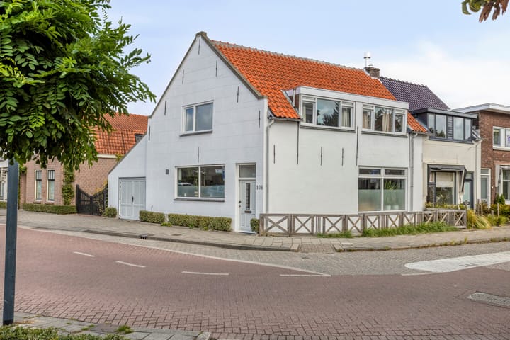 Oost-Voorstraat 108 in Oud-Beijerland Foto