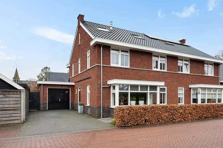 Oosteinde 53 in Vriezenveen