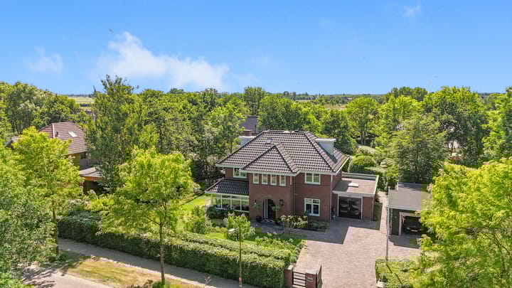 Oosterboslaan 38 en Heiloo foto