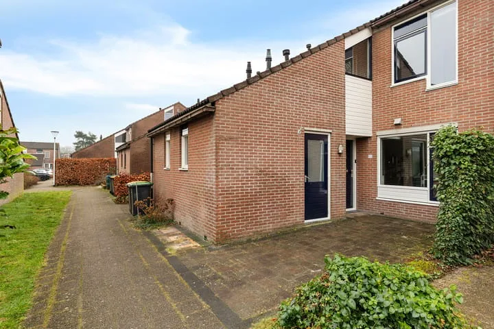 Oostercluft 123 Steenwijk