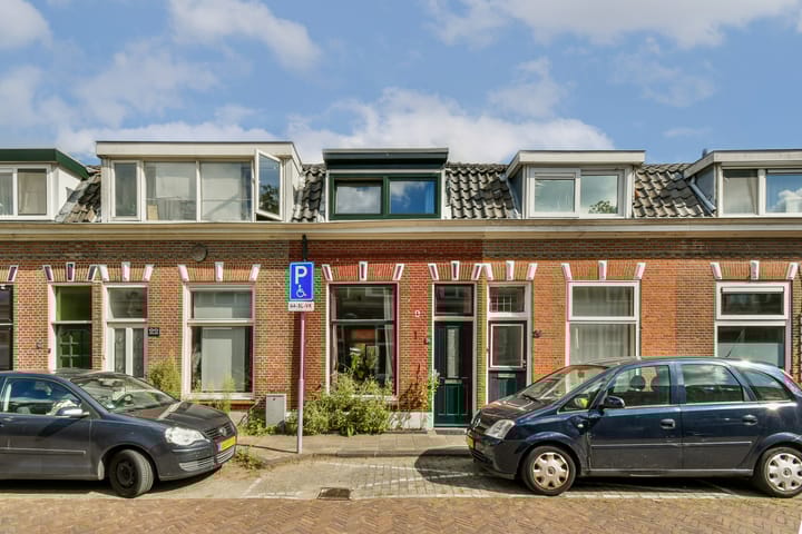 Oosterdwarsstraat 24 en Leiden foto