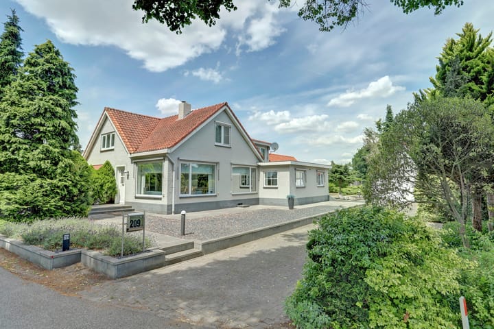 Oosterweg 209 in Wijchen Foto