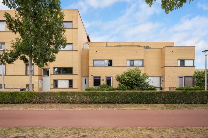 Oostmeerlaan 84 dans Berkel en Rodenrijs photo