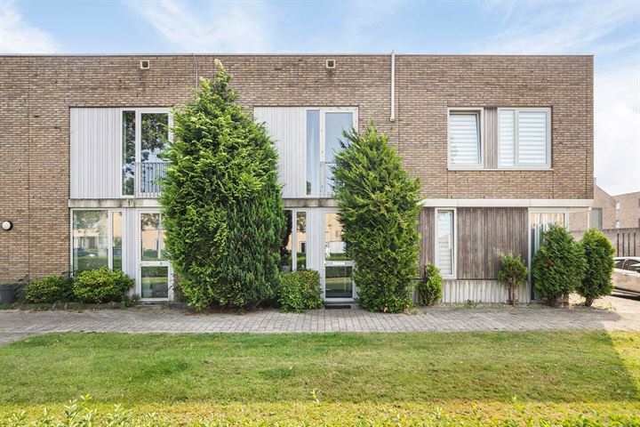 Photo of property Oostmeerlaan 87, Berkel en Rodenrijs