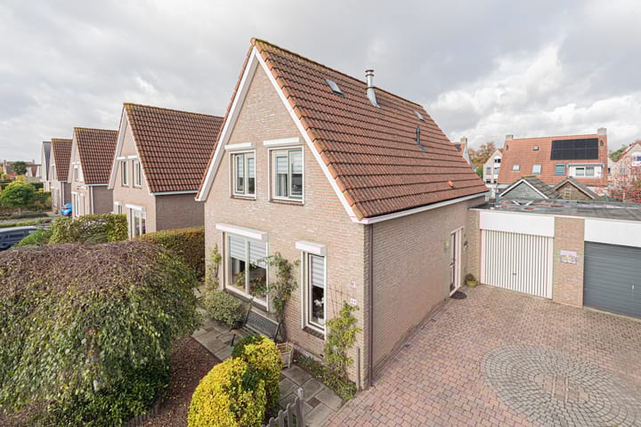 Oostmolenweg 64 in Kloetinge